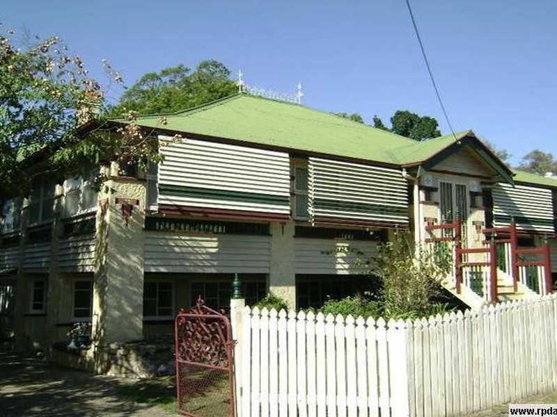 79 Chermside Road, Newtown QLD 4305