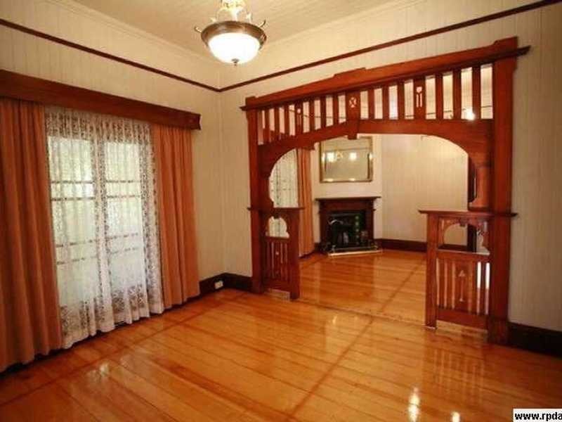 79 Chermside Road, Newtown QLD 4305