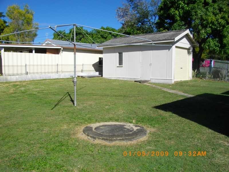 89 Glebe Road, Silkstone QLD 4304
