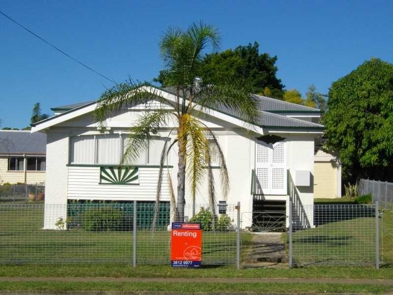 89 Glebe Road, Silkstone QLD 4304