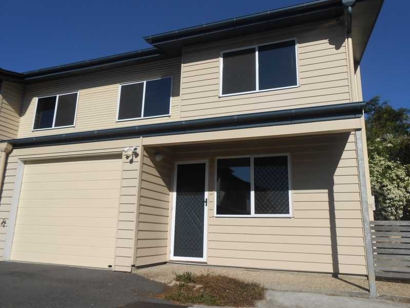 4/16 Green Street, Booval QLD 4304