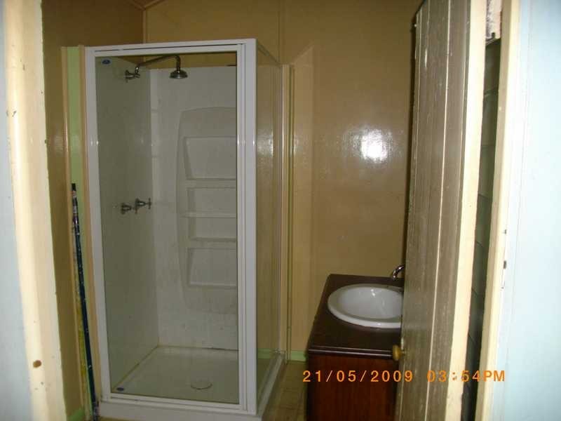 92 South Station Road, Booval QLD 4304