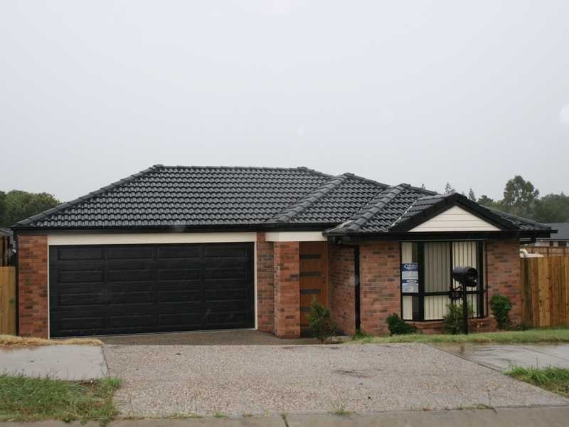 10 Hey Street (Off School Road), Redbank Plains QLD 4301