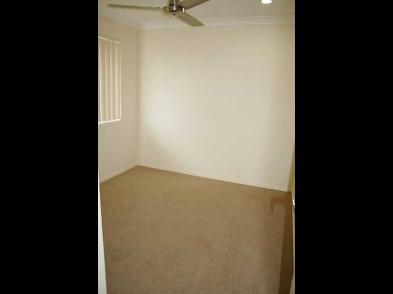 10 Hey Street (Off School Road), Redbank Plains QLD 4301