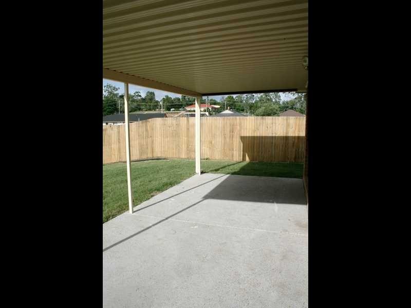 10 Hey Street (Off School Road), Redbank Plains QLD 4301