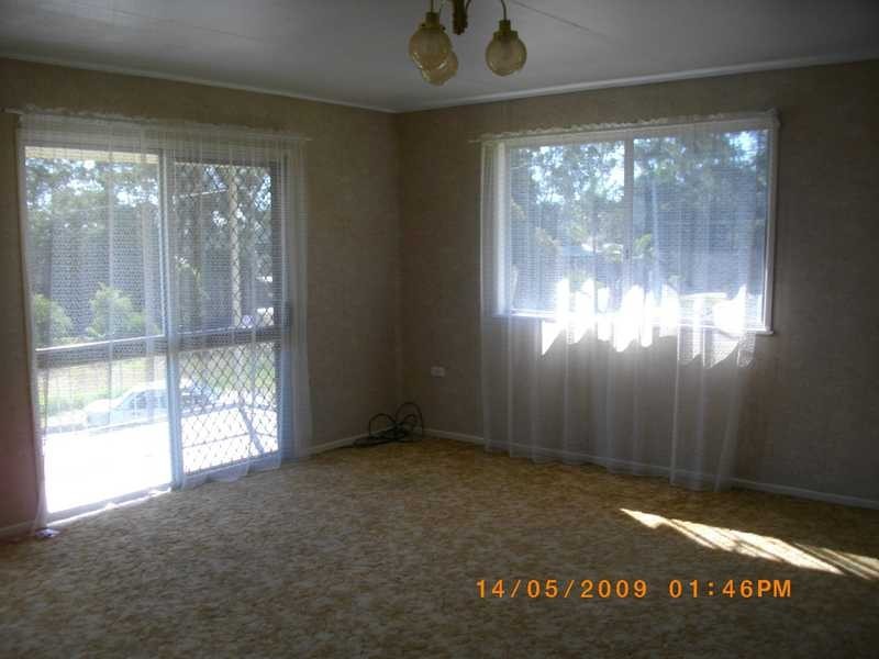 1b Thompson Street, Bundamba QLD 4304