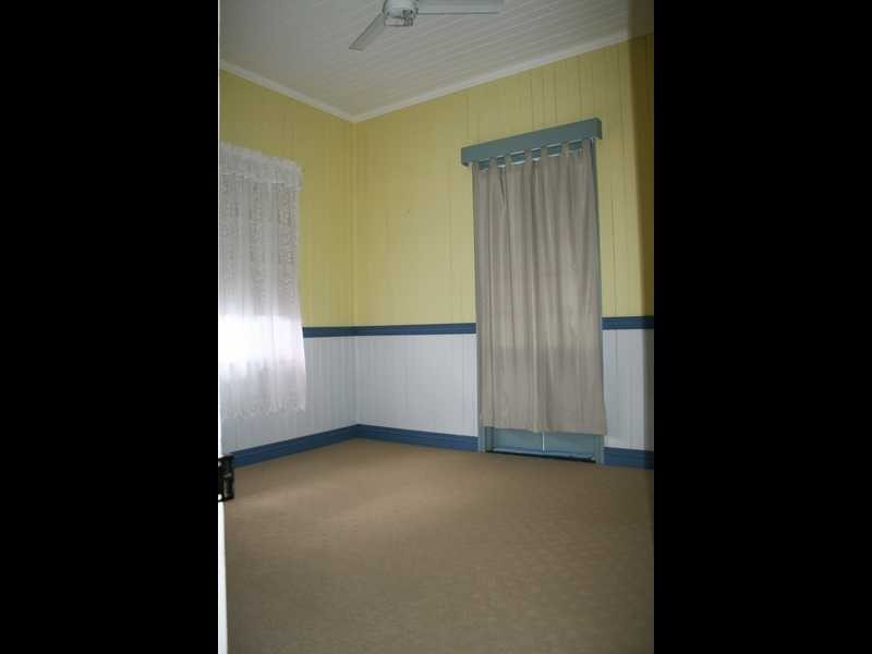 19 Kendall Street, East Ipswich QLD 4305