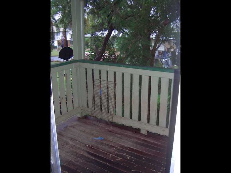 4 Bryant Court, Silkstone QLD 4304