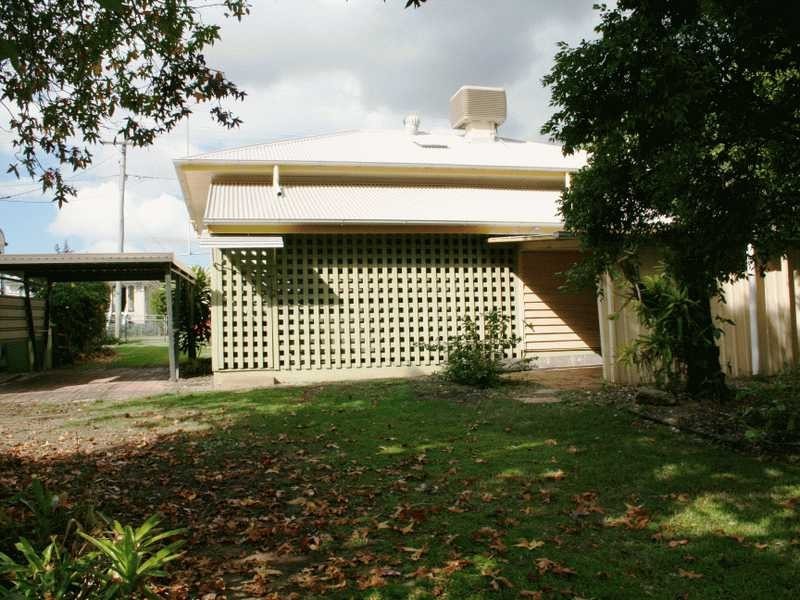 5a Pemberton Street, Booval QLD 4304
