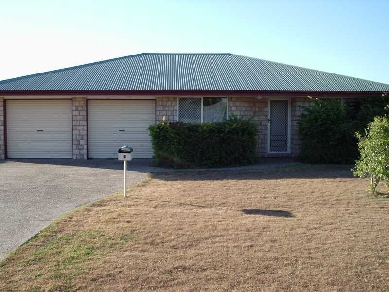 8 Pioneer Drive, Raceview QLD 4305