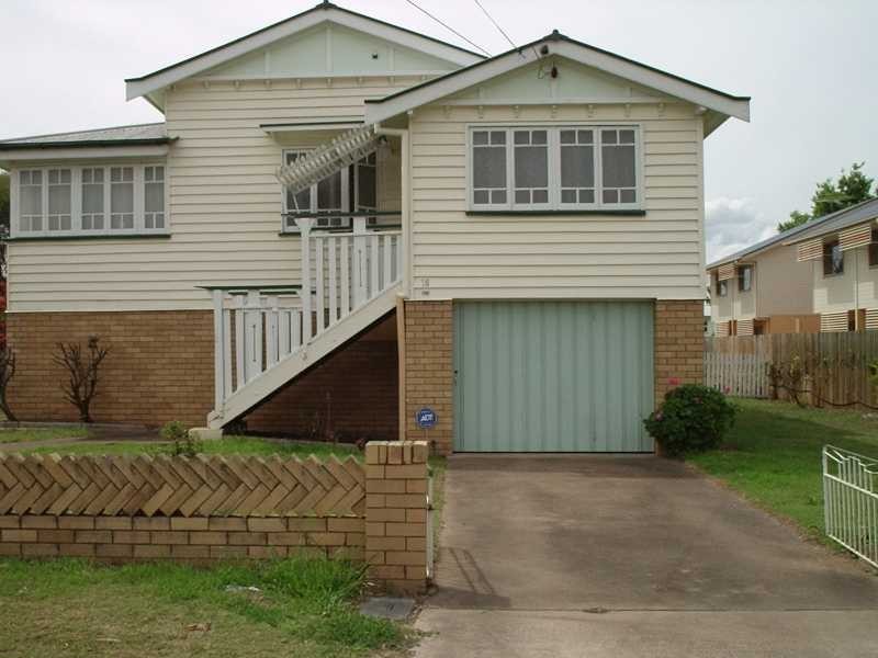 18 Lowry Street, North Ipswich QLD 4305