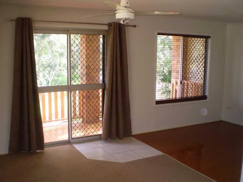 12 James Street, Bundamba QLD 4304