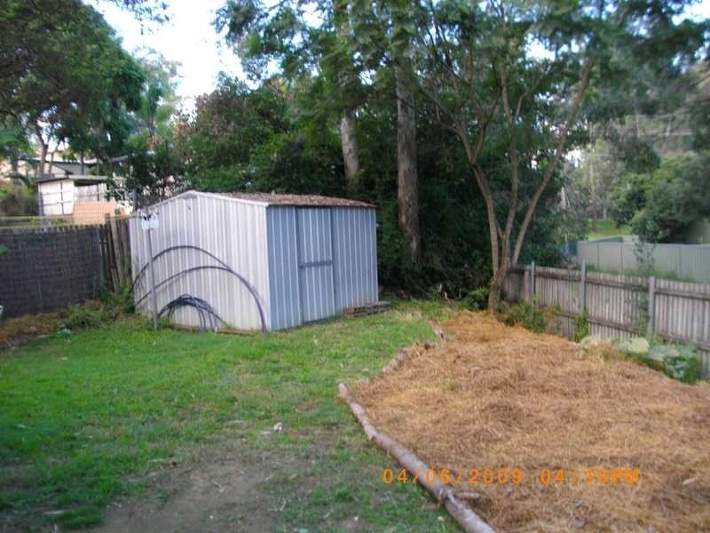 12 James Street, Bundamba QLD 4304