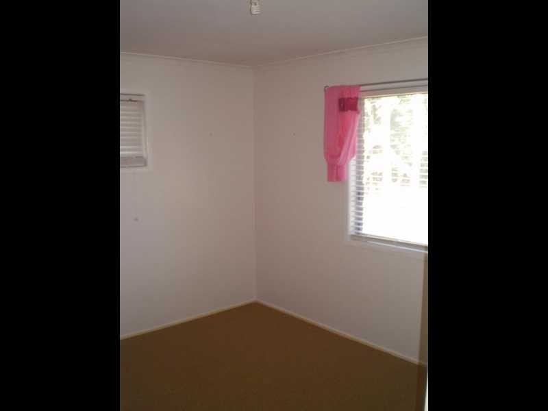 12 James Street, Bundamba QLD 4304