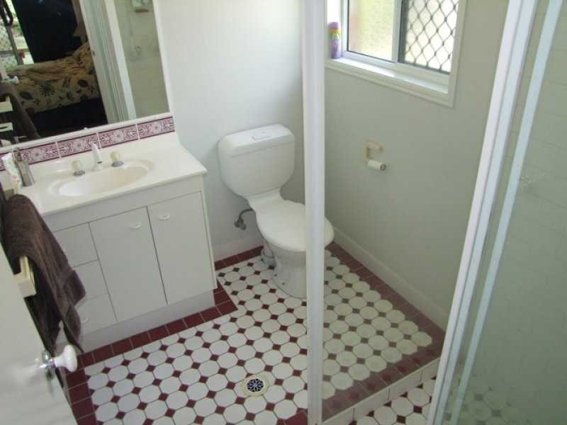 9 Dianthus Place, Flinders View QLD 4305