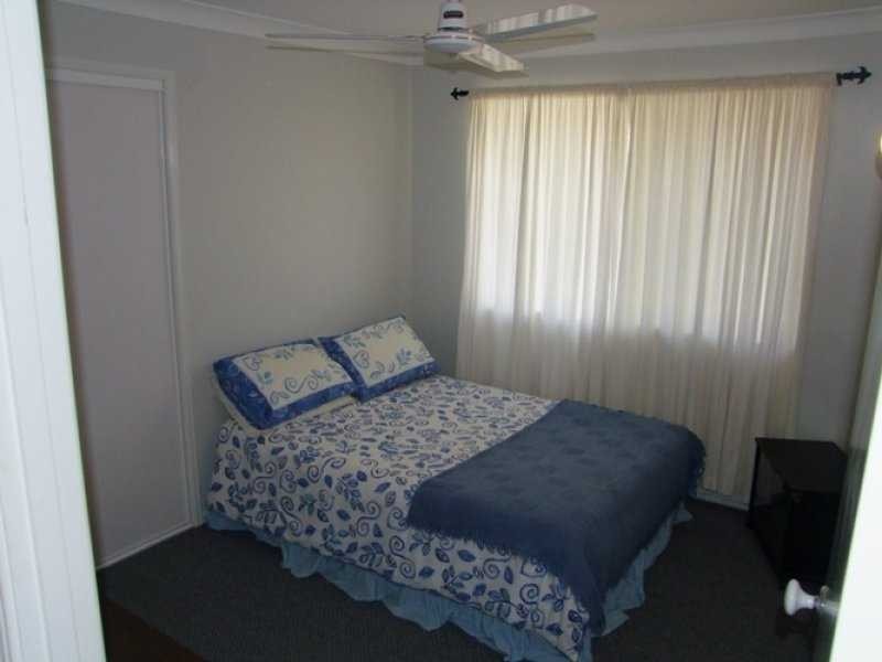 9 Dianthus Place, Flinders View QLD 4305