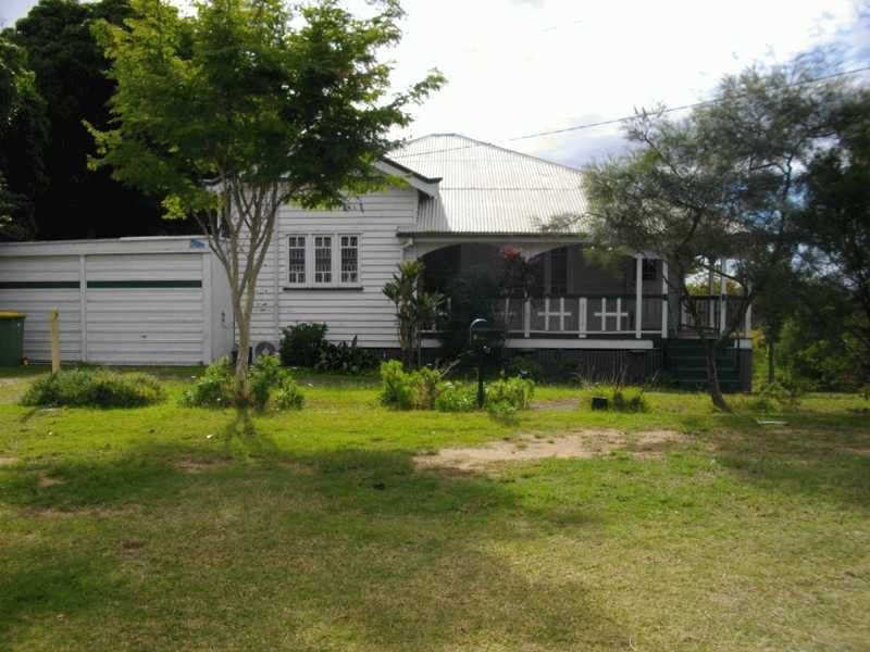 9 Boundary Street, Bundamba QLD 4304