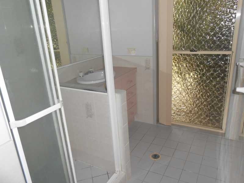 22b Bangalow Crescent, Raceview QLD 4305