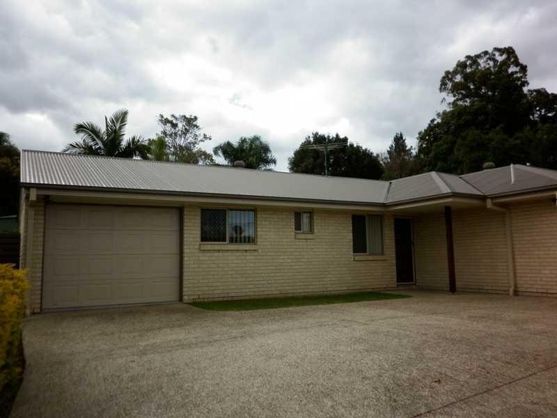 2/22 Cemetery Road, Eastern Heights QLD 4305