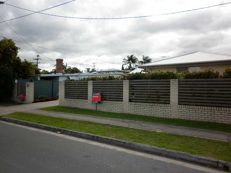 2/22 Cemetery Road, Eastern Heights QLD 4305