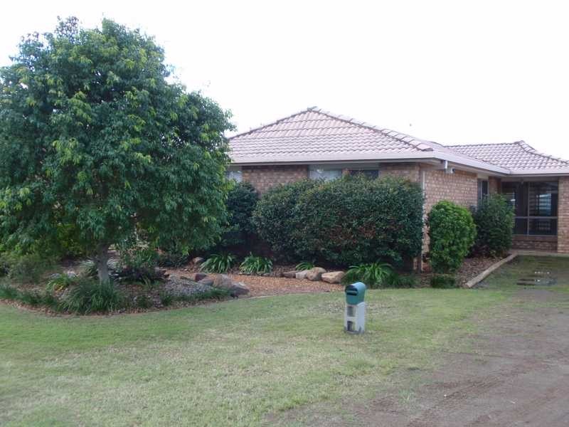 4 Pinto Court, Yamanto QLD 4305