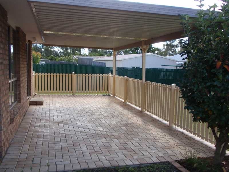 4 Pinto Court, Yamanto QLD 4305