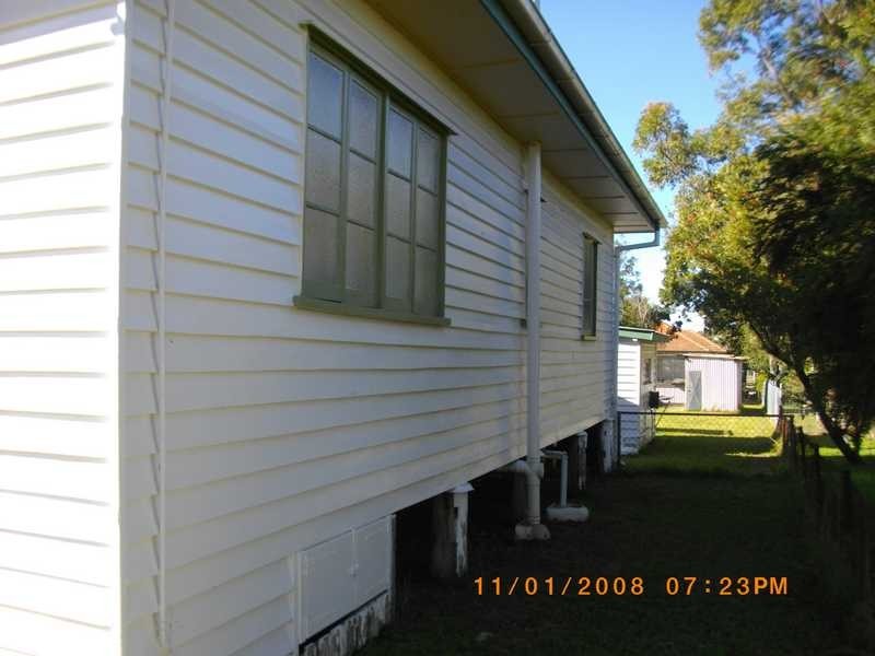 1 Fair Street, One Mile QLD 4305