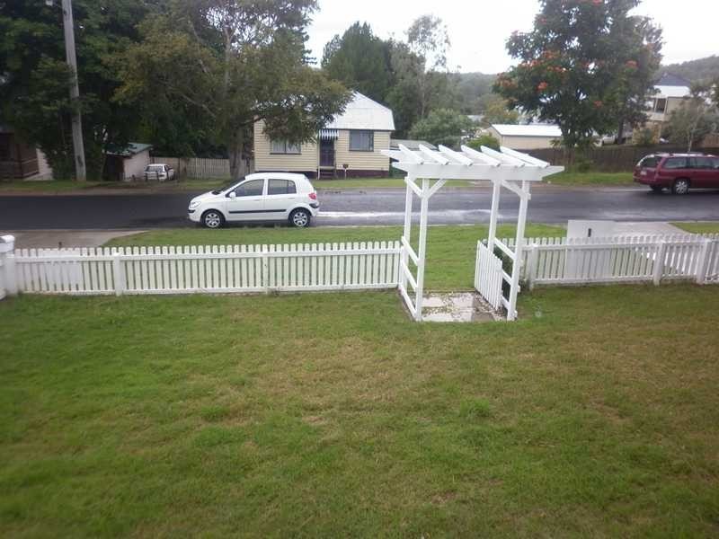 29A Alice Street, Silkstone QLD 4304