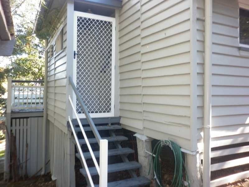 52 Quarry Street, Ipswich QLD 4305