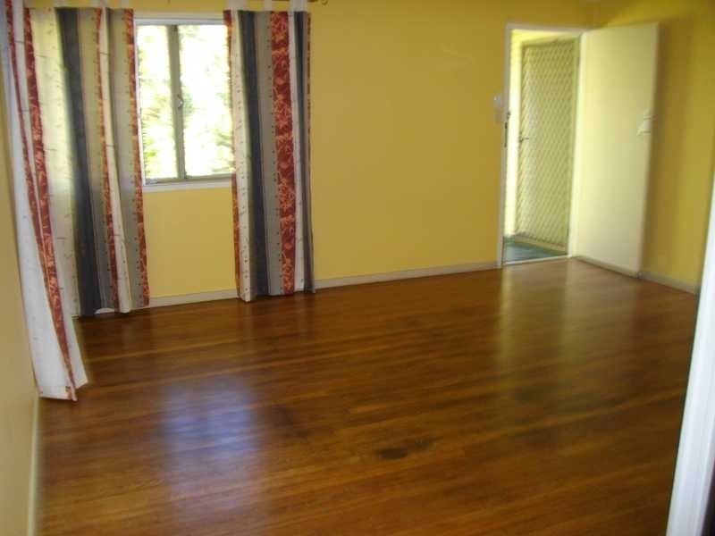 80 Old Ipswich Road, Riverview QLD 4303