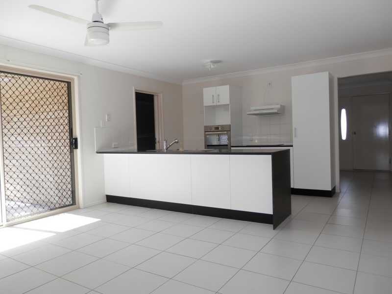 23a Bridge Street, Booval QLD 4304