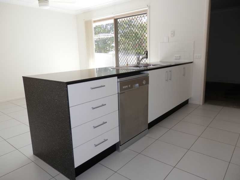 23a Bridge Street, Booval QLD 4304