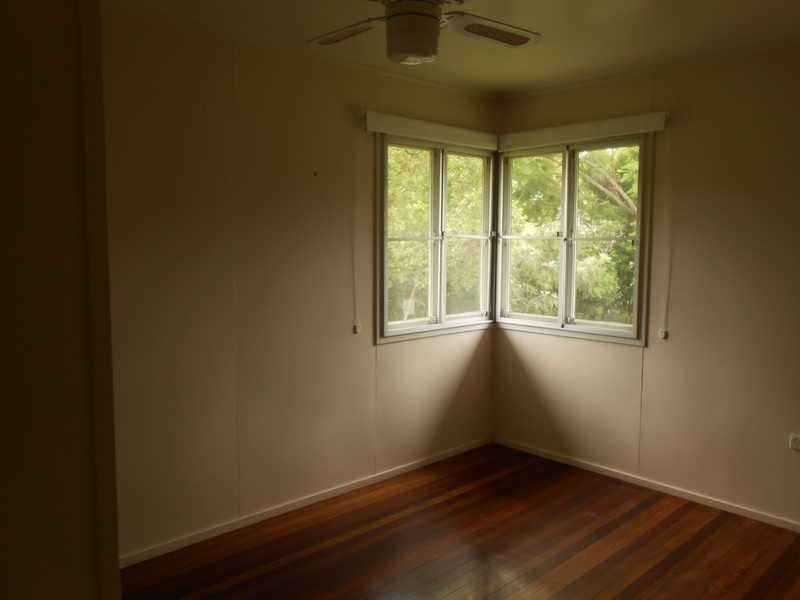 68 Kynance Street, Leichhardt QLD 4305