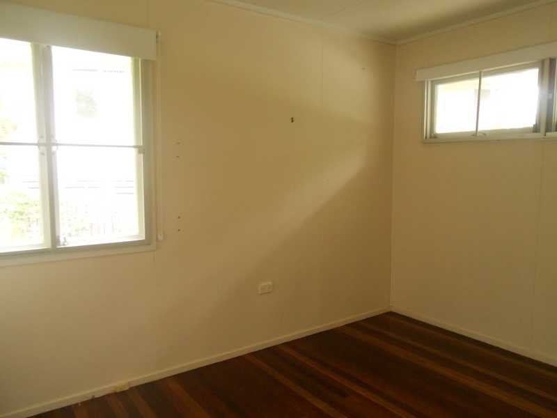 68 Kynance Street, Leichhardt QLD 4305