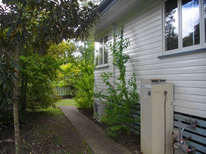 68 Kynance Street, Leichhardt QLD 4305