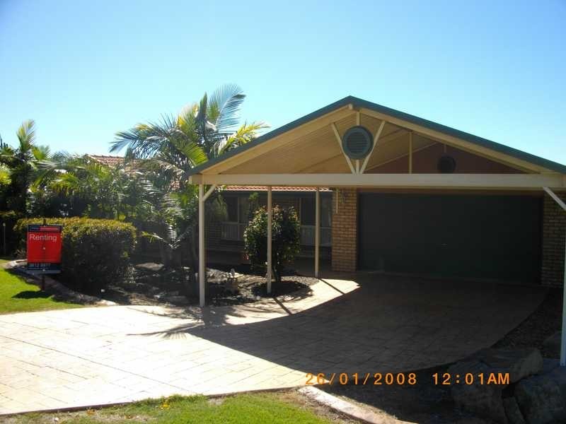 8 Yew Street, Yamanto QLD 4305