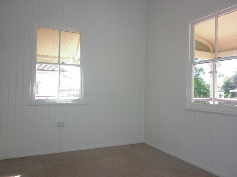 118 Woodend Road, Woodend QLD 4305