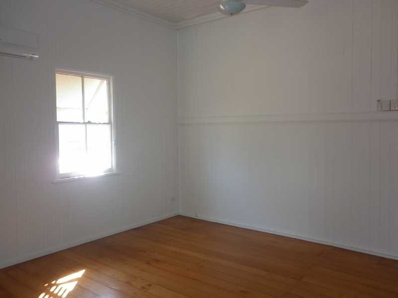118 Woodend Road, Woodend QLD 4305