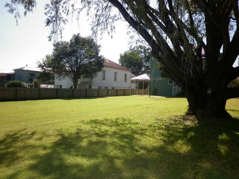 118 Woodend Road, Woodend QLD 4305