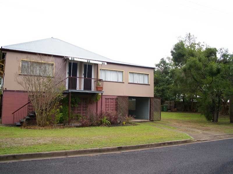 1/5 Easton Street, Newtown QLD 4305