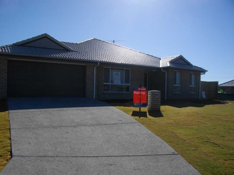 10 Bickle Place, North Booval QLD 4304