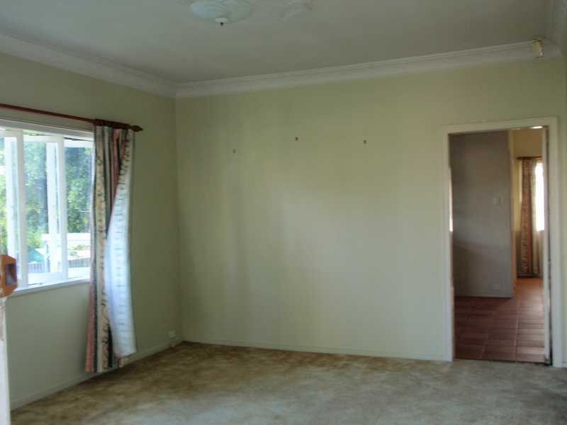 15 Heather Street, Silkstone QLD 4304
