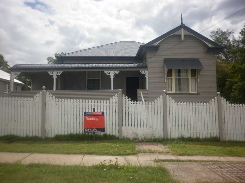 34 Woodend Road, Woodend QLD 4305