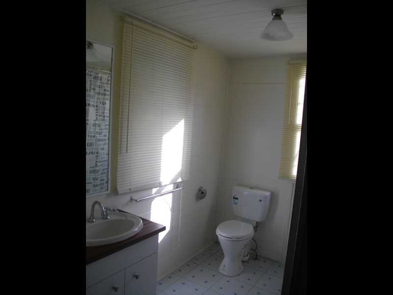 34 Woodend Road, Woodend QLD 4305