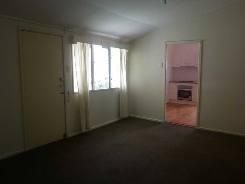 34 Woodend Road, Woodend QLD 4305