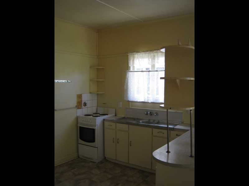 6 Challinor Street, West Ipswich QLD 4305