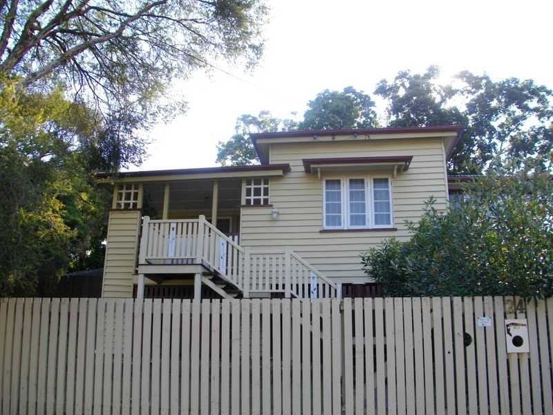 24 Cyprus Street, North Ipswich QLD 4305