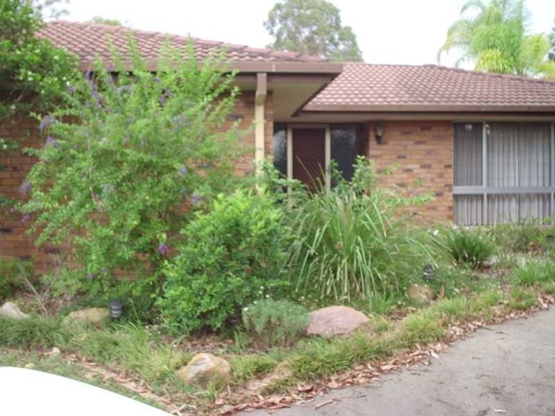 8 Vogler Court, Collingwood Park QLD 4301