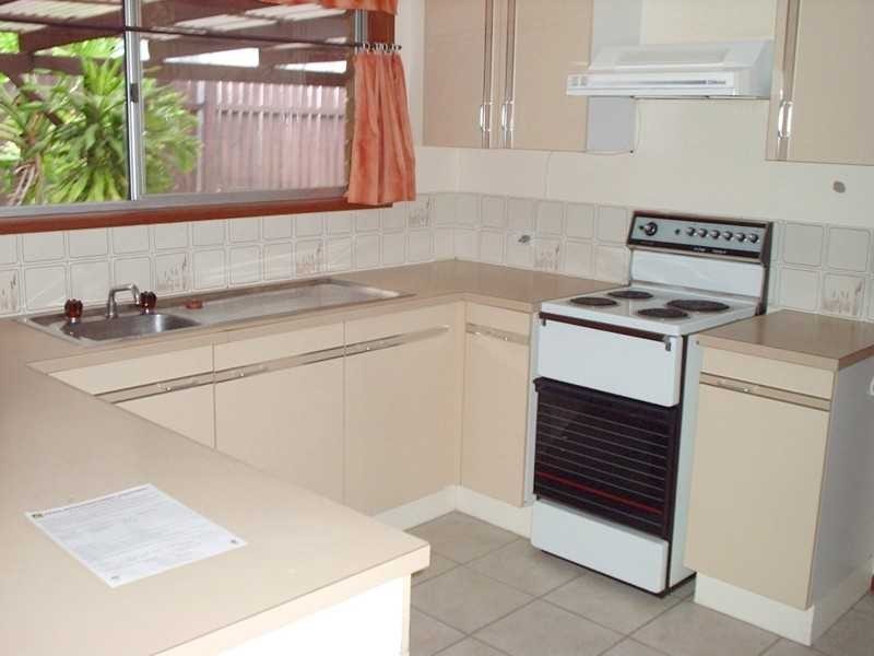 8 Vogler Court, Collingwood Park QLD 4301