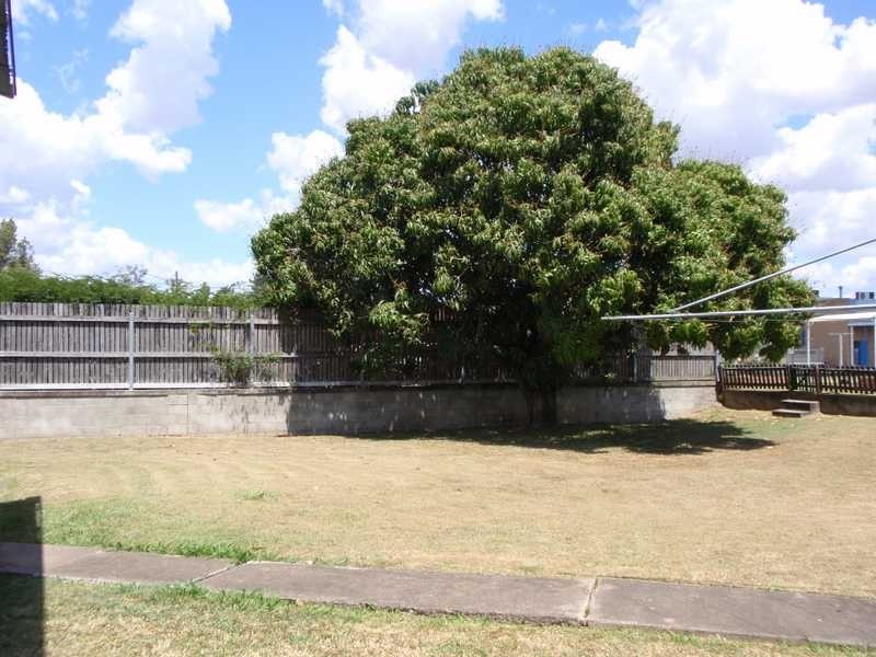2 Cotton Street, East Ipswich QLD 4305